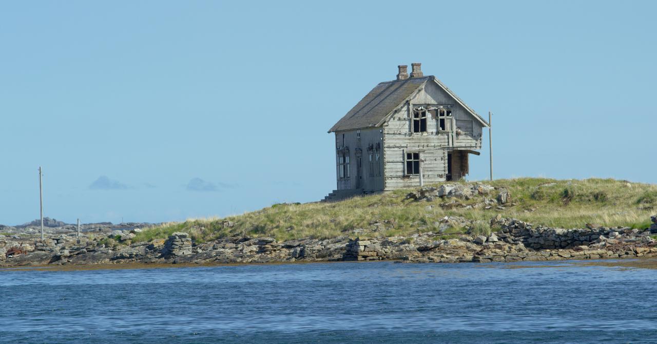 Fiskarheimen Havly, Rost Hotel Exterior photo